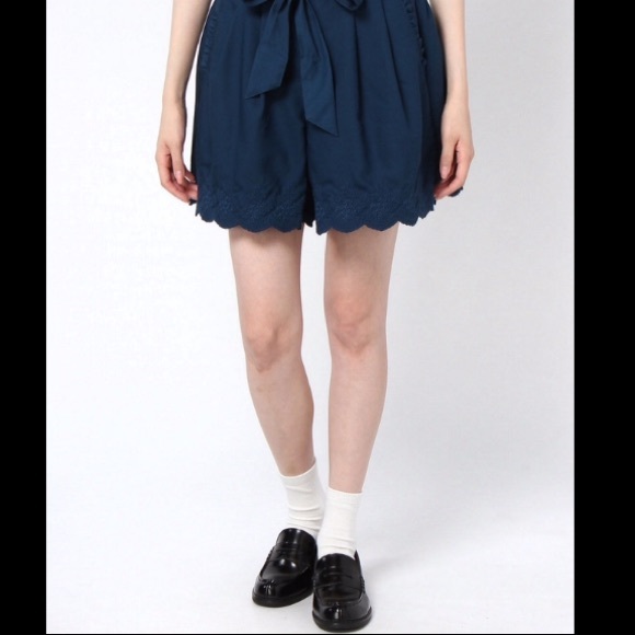 Earth Music&Ecology Embroided Hem Culottes - Picture 2 of 7